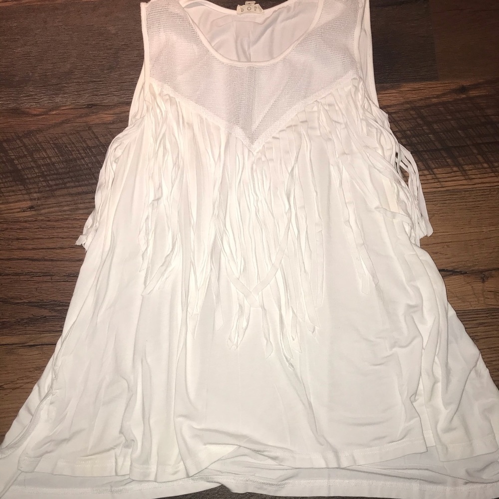 white tank